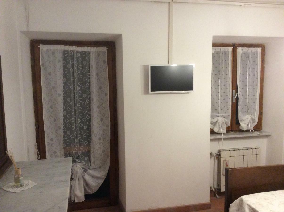 Mezzana  Le Apuane旅馆 外观 照片
